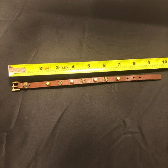 Gucci Studded Feline Head Leather Bracelet in Brow - Picture 13 of 13